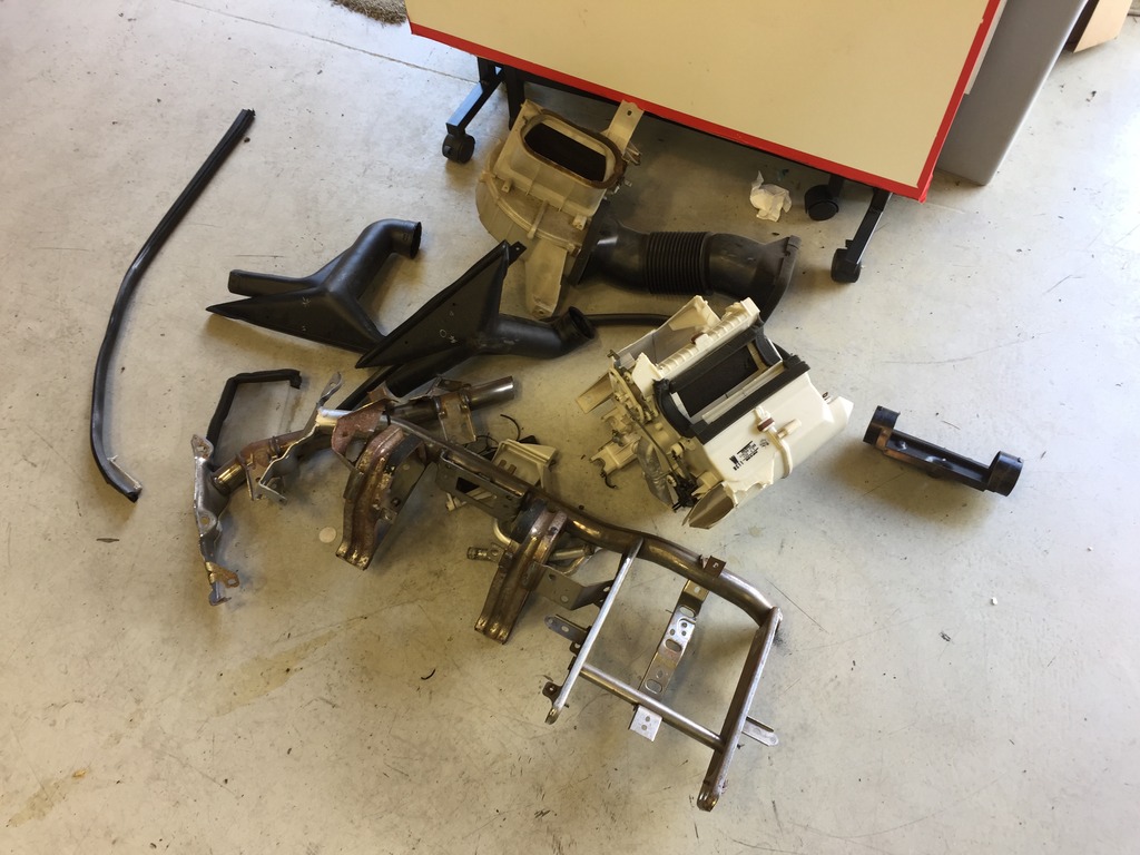 Name:  C757710B-58E3-4EAA-85A3-6CB7A8B238BA_zps5v5vyoao.jpg
Views: 1223
Size:  194.3 KB