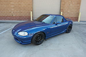 Wil's 10AE "Blue Waffle" build-sam_0913.jpg