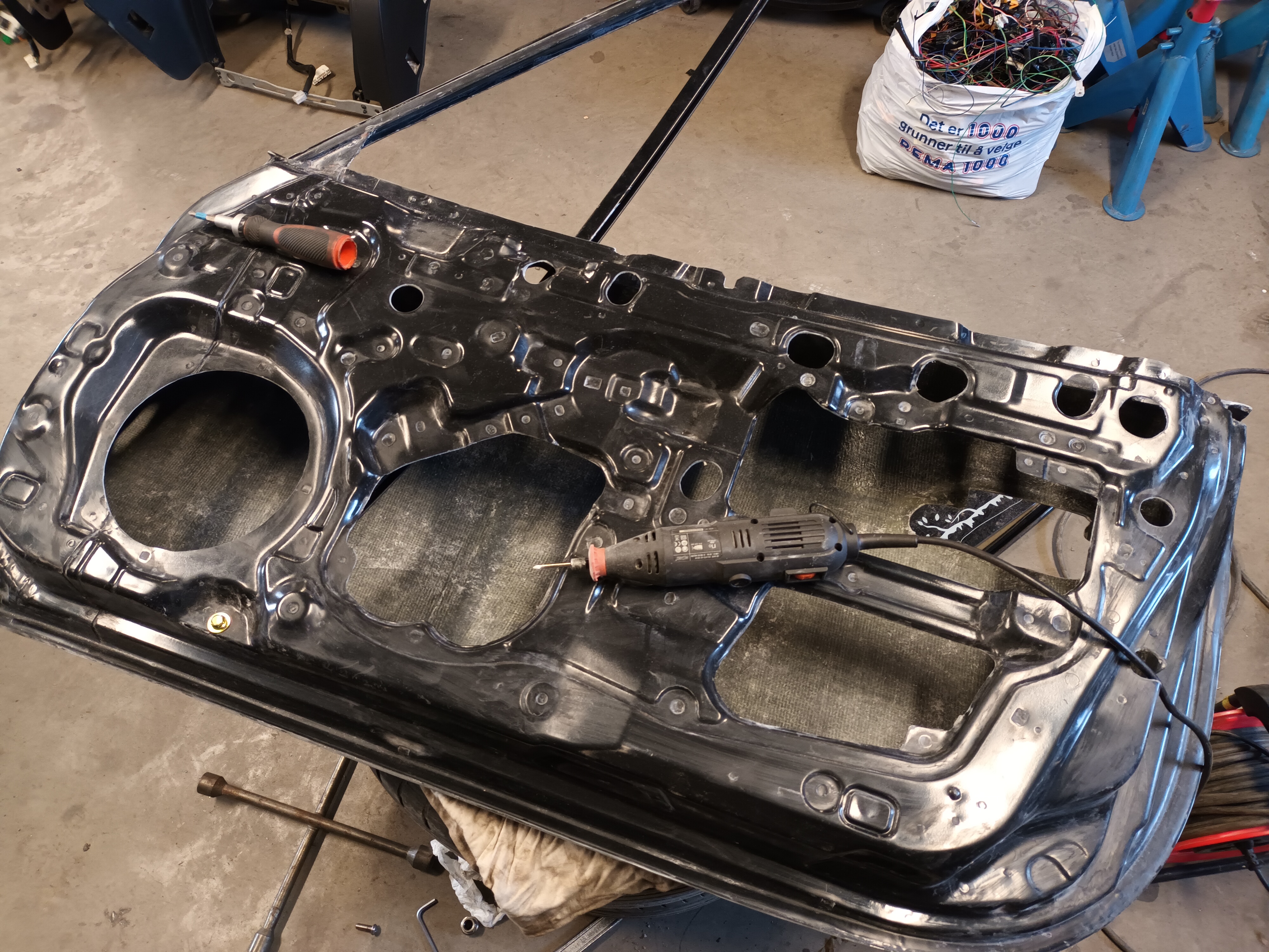 Name:  canWSU7.jpg
Views: 779
Size:  3.51 MB