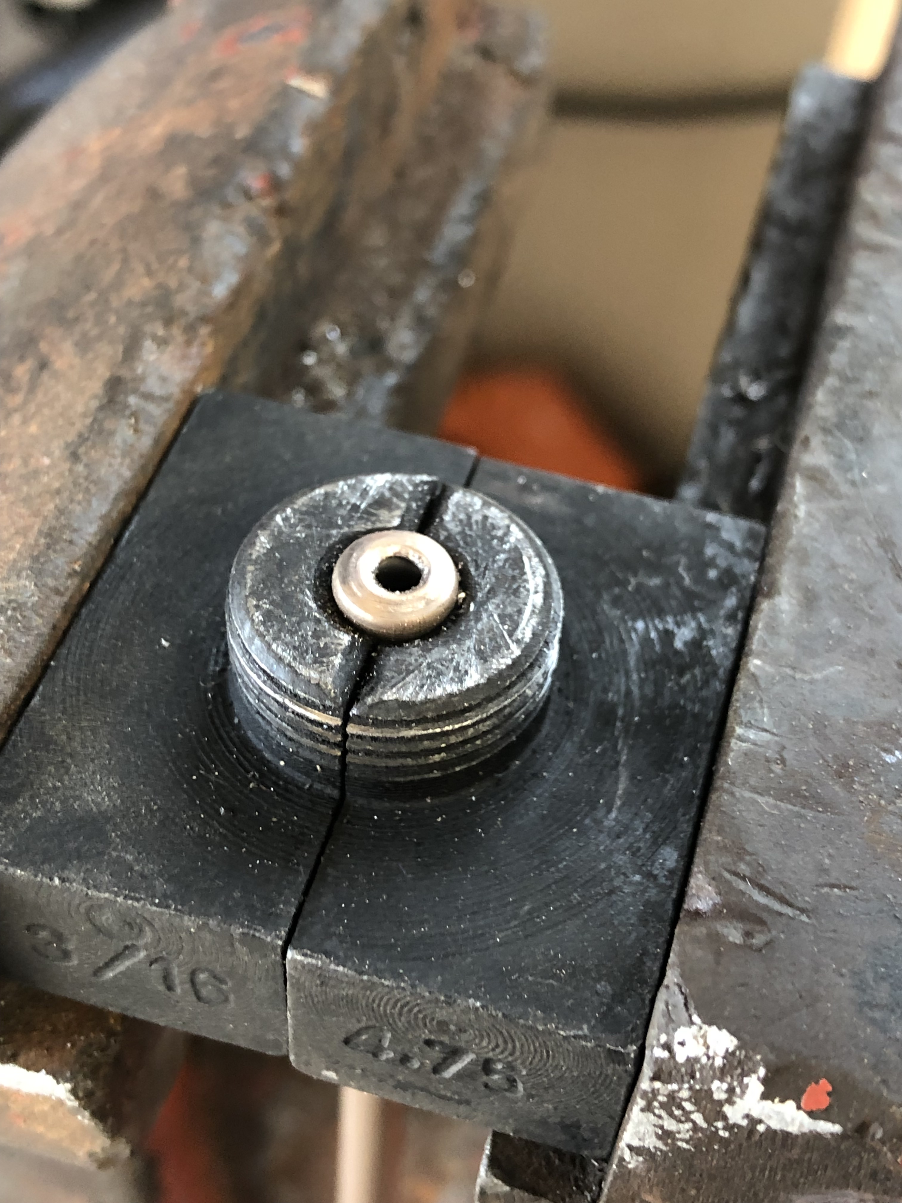 Name:  D9Vswzg.jpg
Views: 224
Size:  1.61 MB