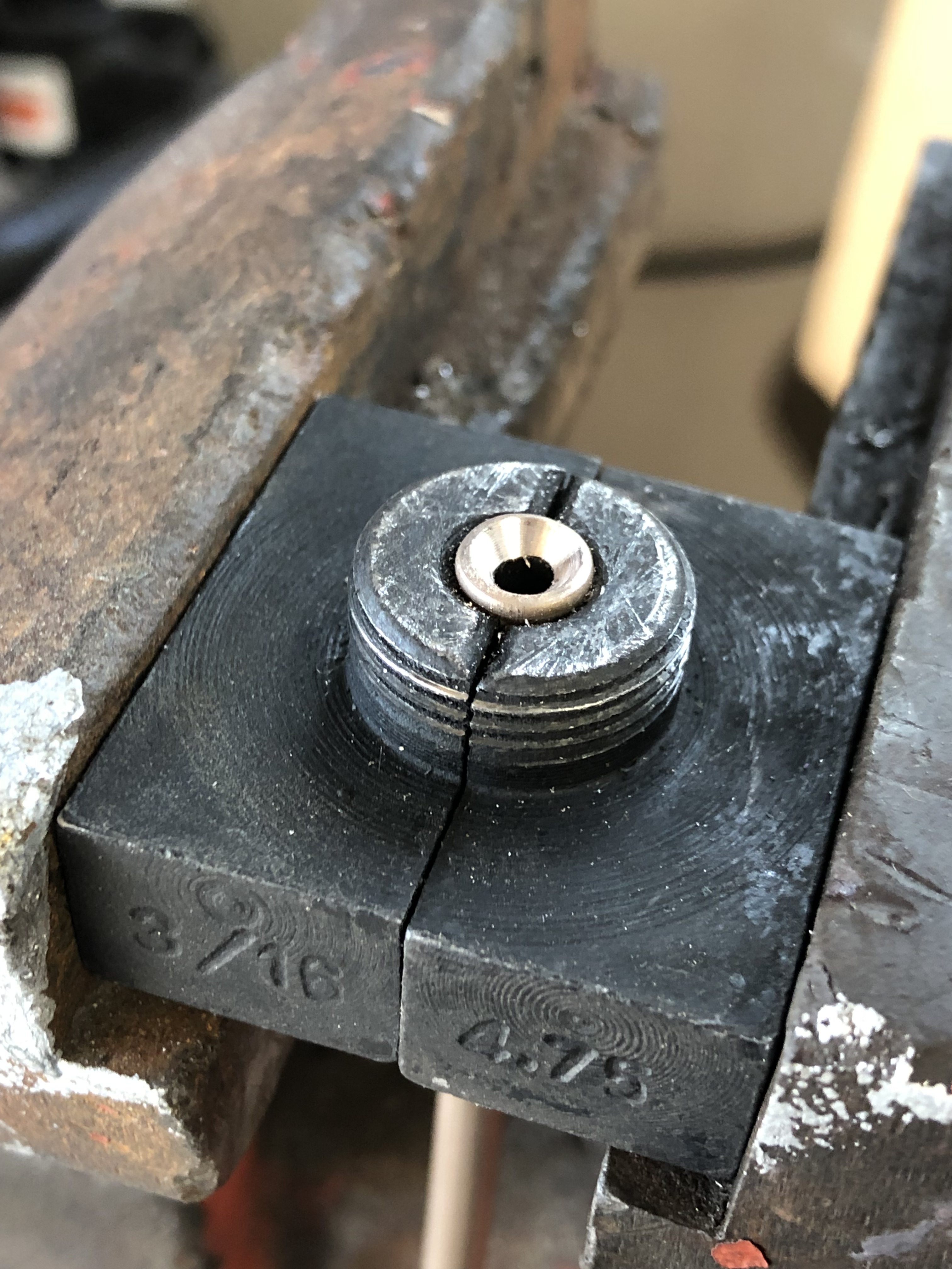 Name:  d5lGGGQ.jpg
Views: 231
Size:  1.67 MB