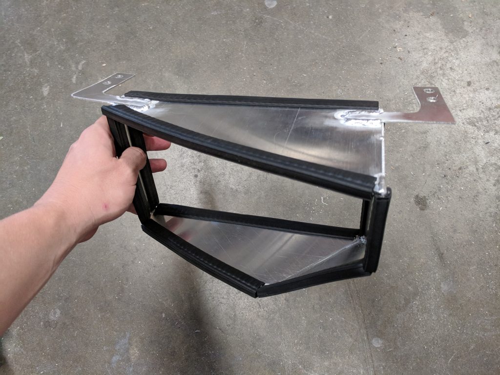 Name:  HqxGm9bh.jpg
Views: 126
Size:  139.6 KB