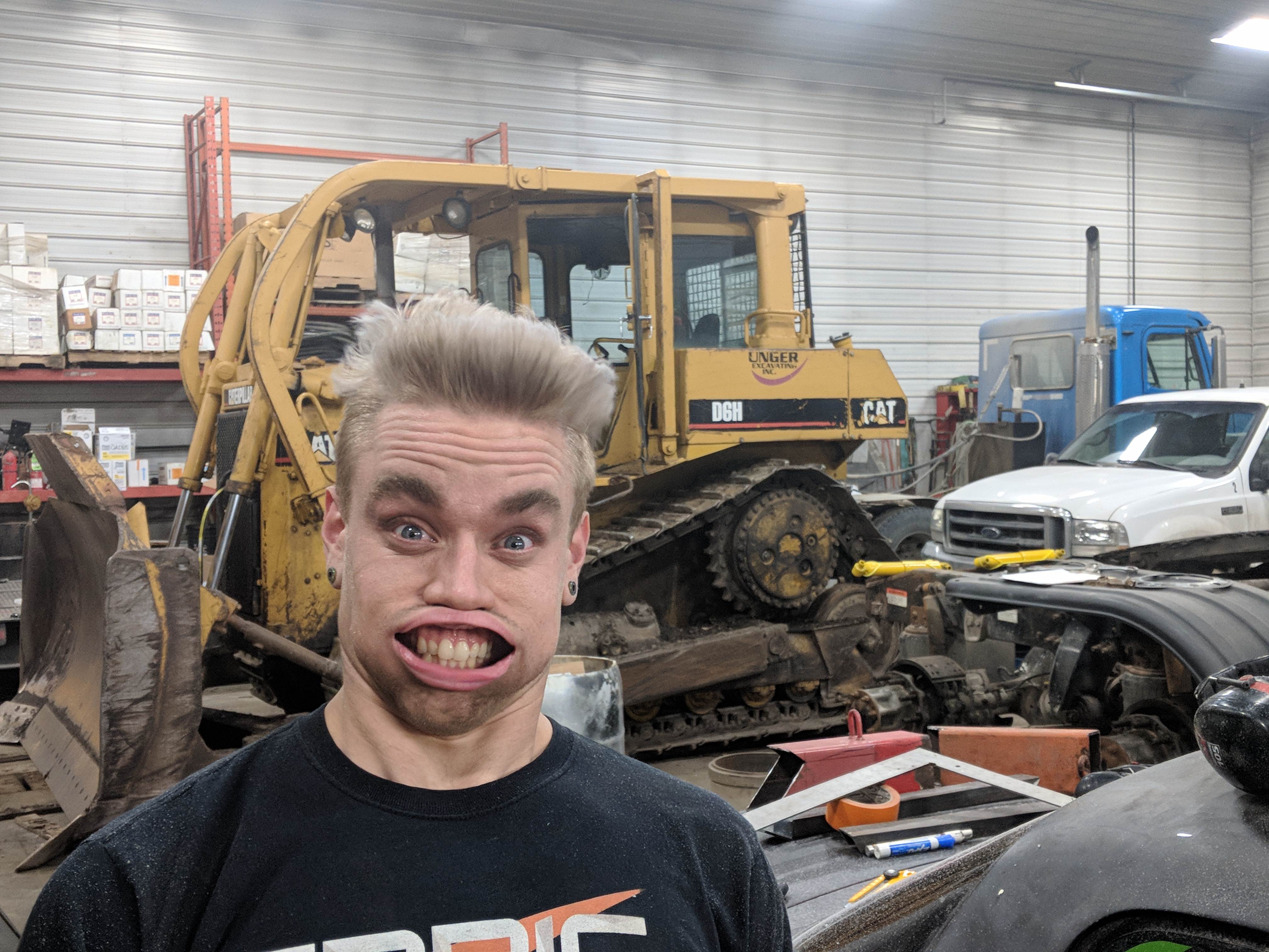 Name:  0Dwjll6.jpg
Views: 43
Size:  1.10 MB