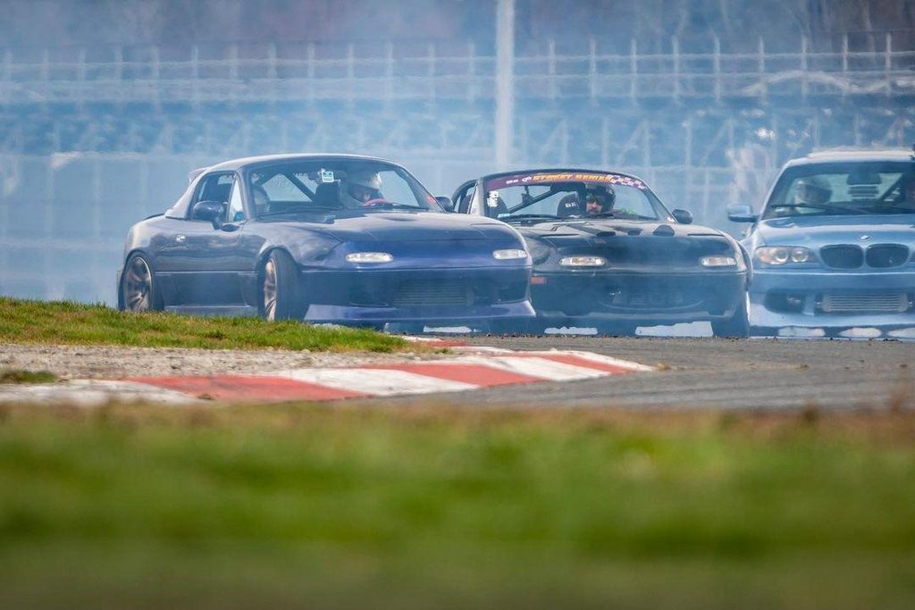 Name:  iXxsvHUh.jpg
Views: 78
Size:  90.2 KB