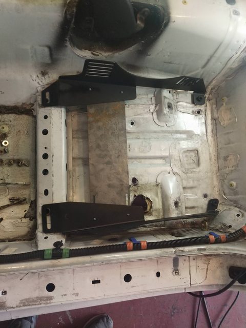 Name:  soHeLNfl.jpg
Views: 139
Size:  52.9 KB