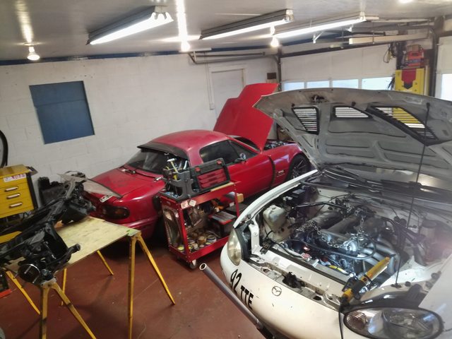 Name:  S1FVUV1l.jpg
Views: 103
Size:  63.6 KB