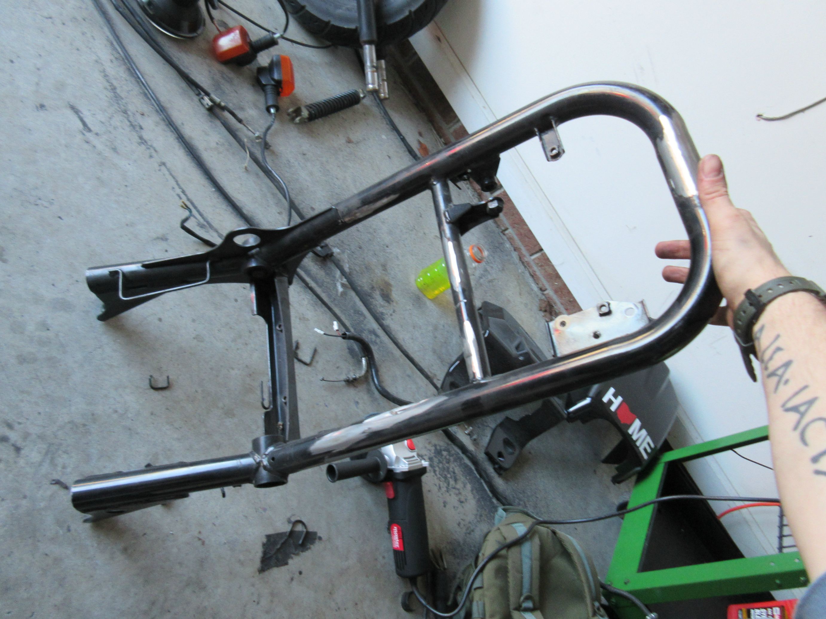 Name:  D4LOozL.jpg
Views: 57
Size:  583.4 KB