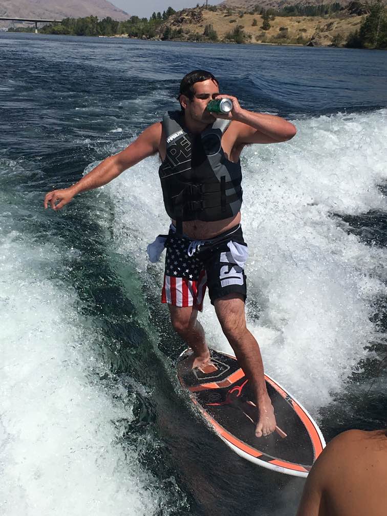 Name:  Ehut4Vp.jpg
Views: 84
Size:  111.9 KB