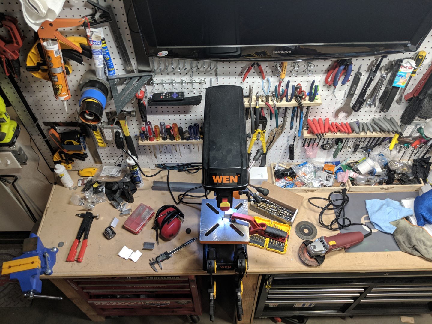 Name:  Lbamt9e.jpg
Views: 105
Size:  448.1 KB