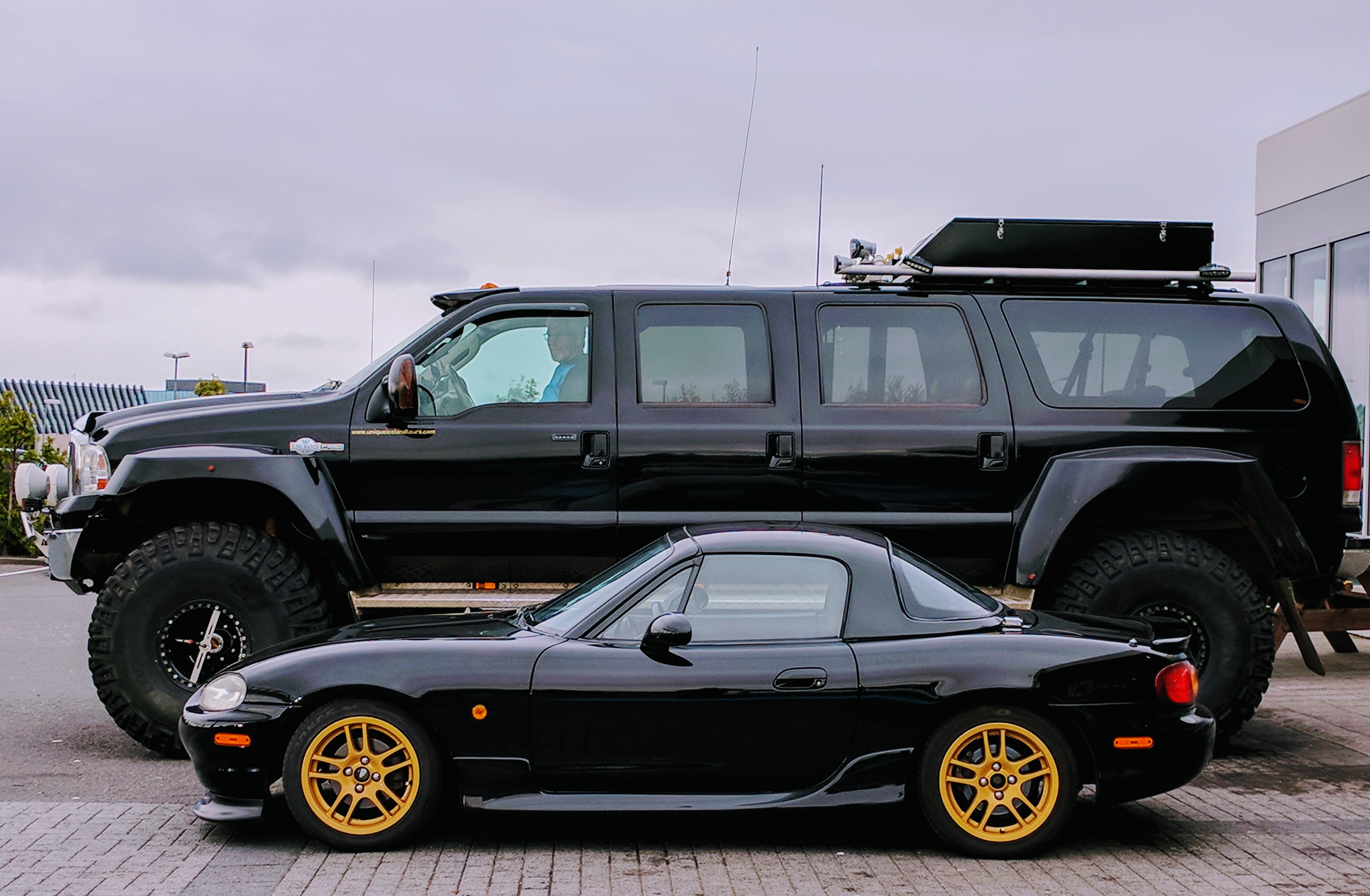 Name:  bUfVxZu.jpg
Views: 136
Size:  1.39 MB