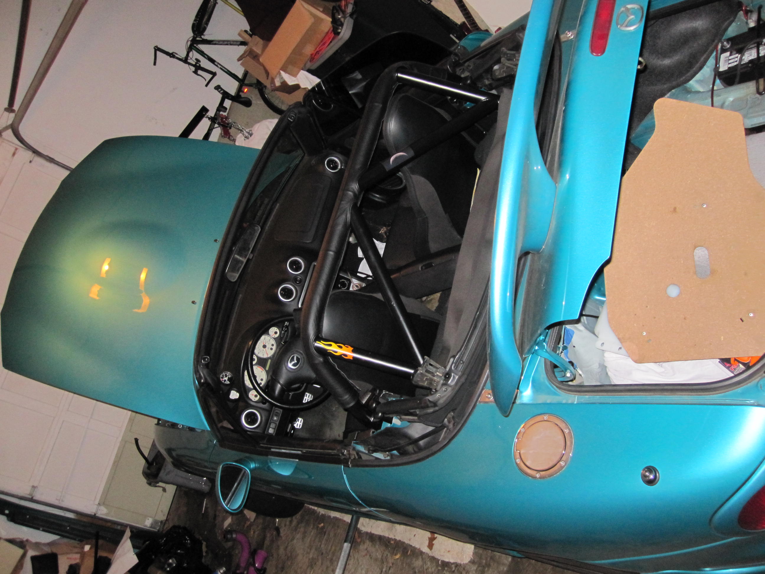 Name:  Av3dX.jpg
Views: 347
Size:  472.7 KB