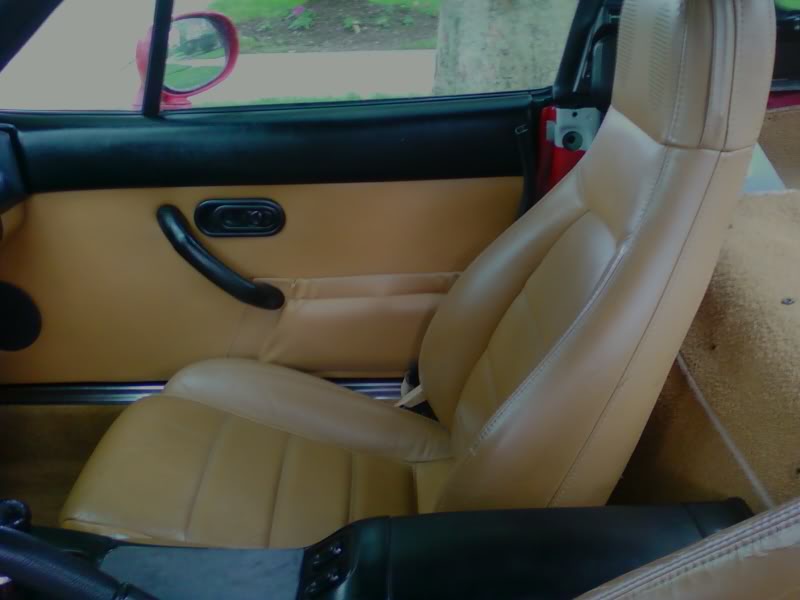 Name:  miatainterior004.jpg
Views: 684
Size:  38.7 KB