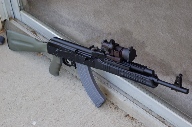 Name:  SaigaUltimak2004.jpg
Views: 60
Size:  90.1 KB