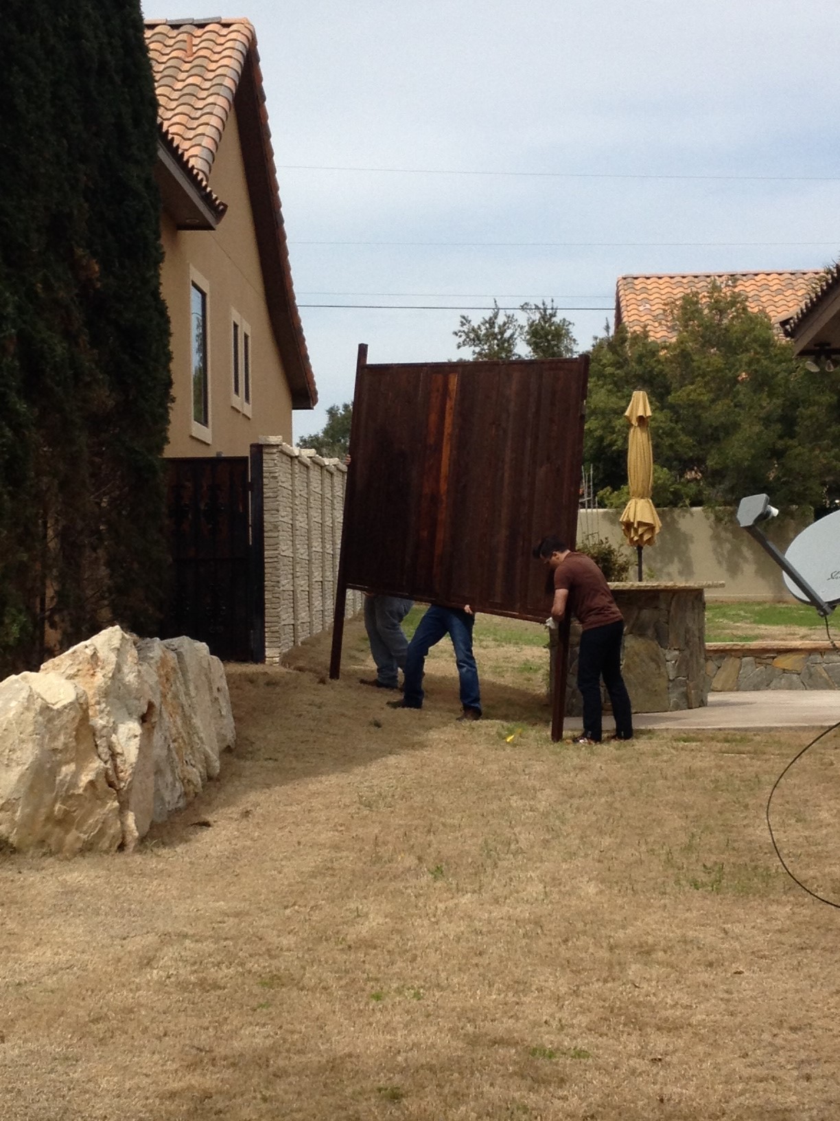 Name:  I19tylq.jpg
Views: 98
Size:  436.4 KB