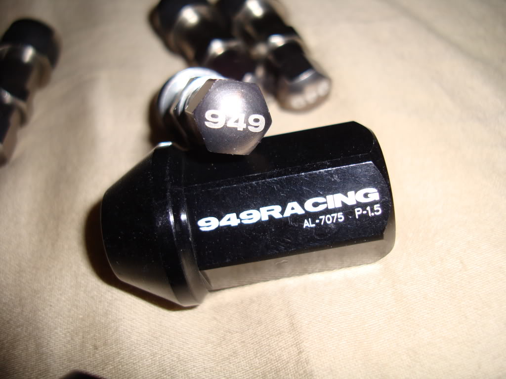 Name:  Carjunk026.jpg
Views: 154
Size:  98.8 KB