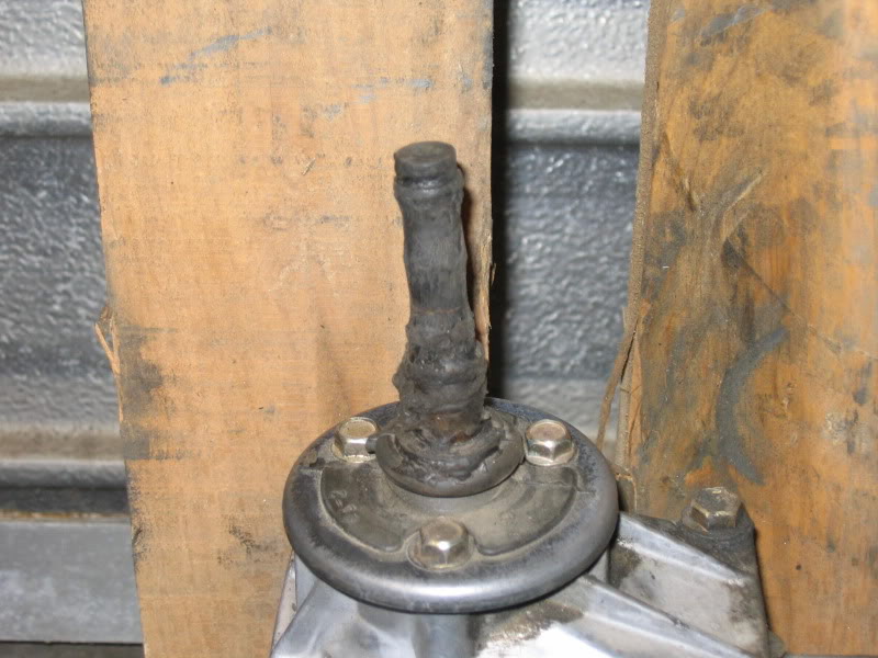 Name:  shifter002.jpg
Views: 96
Size:  89.5 KB