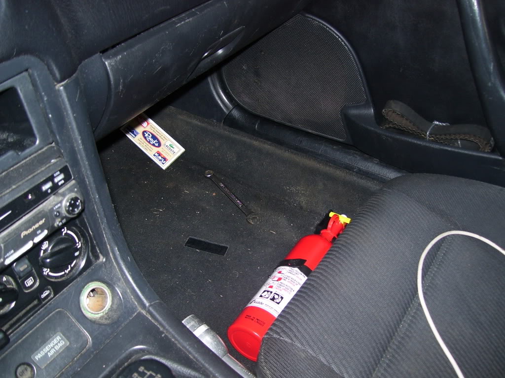 Name:  fireextinguisher.jpg
Views: 293
Size:  142.8 KB