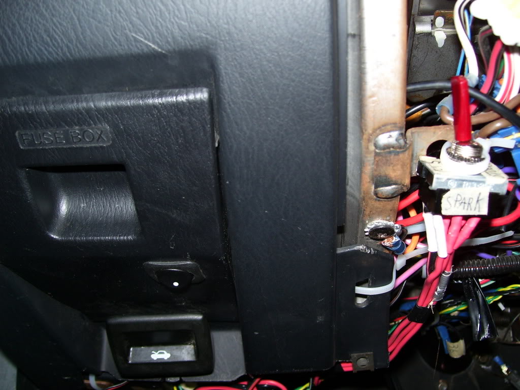 Name:  switch2.jpg
Views: 141
Size:  119.4 KB