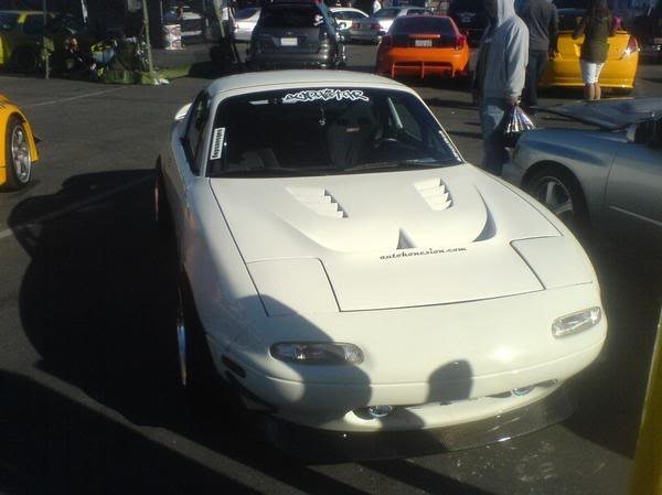 Name:  whitemiata.jpg
Views: 293
Size:  31.0 KB