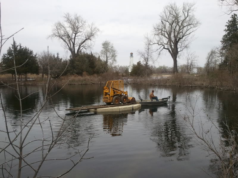 Name:  Movingloader.jpg
Views: 100
Size:  107.9 KB