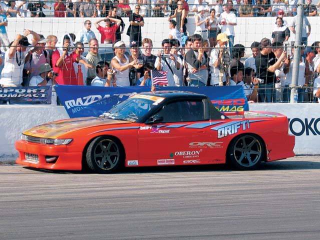 Name:  0401tur_18znissan_180sx_rps13_truck.jpg
Views: 87
Size:  63.5 KB