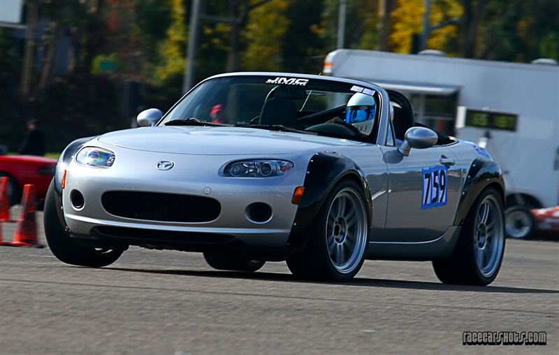 Name:  2007_12_09_San_Diego_Autocross00638.jpg
Views: 69
Size:  59.8 KB
