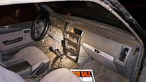 My new island beater... '93 Pathfinder XE 4x4-4.jpg