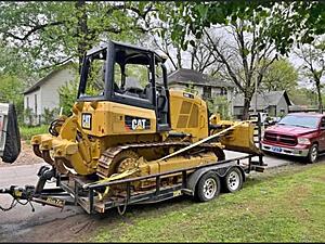 School me on small bulldozers-img_6563.jpg