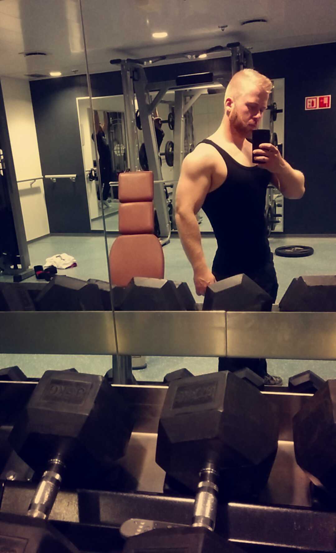 Name:  bTCzM2I.jpg
Views: 30
Size:  87.6 KB