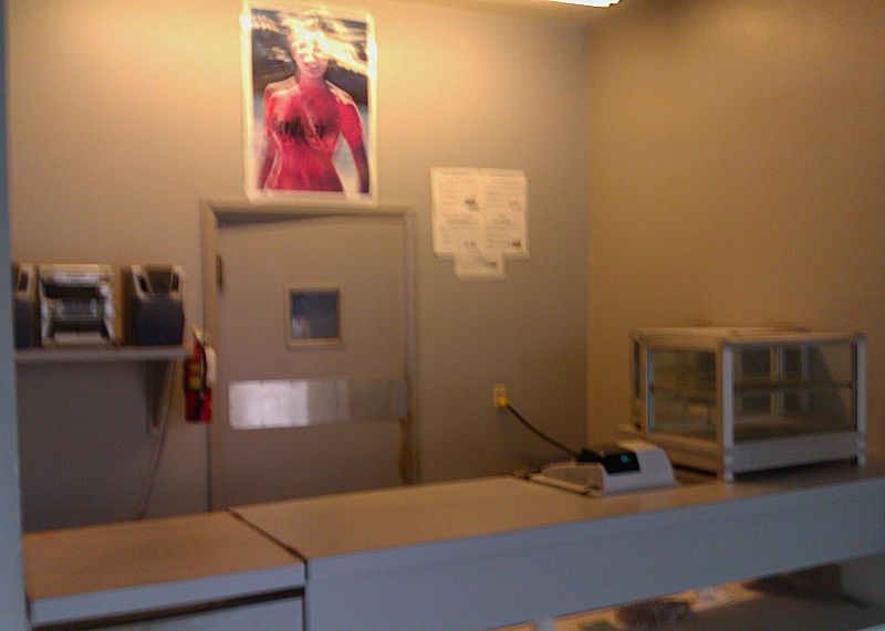 Name:  B3tzV.jpg
Views: 26
Size:  40.7 KB