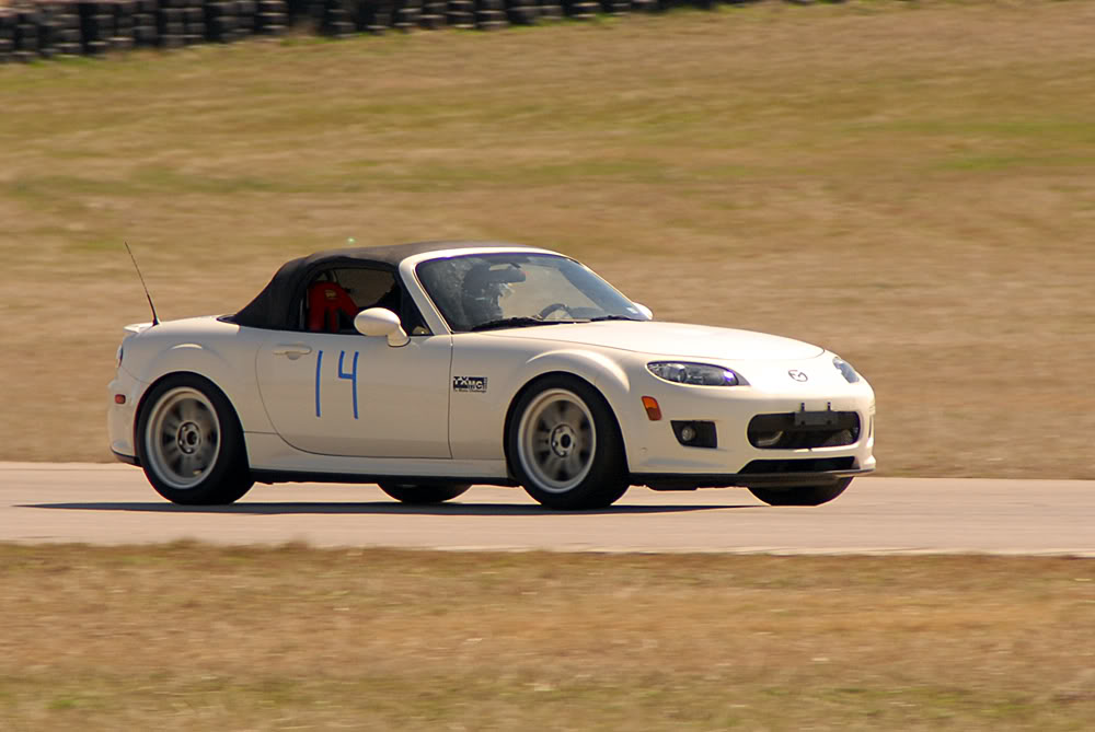 Name:  TrackDaysMarch2010169s.jpg
Views: 104
Size:  83.7 KB