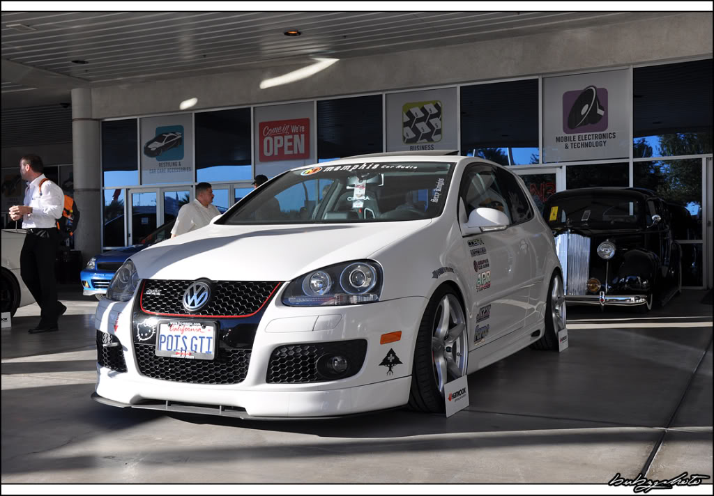 Name:  p831106071.jpg
Views: 57
Size:  128.3 KB