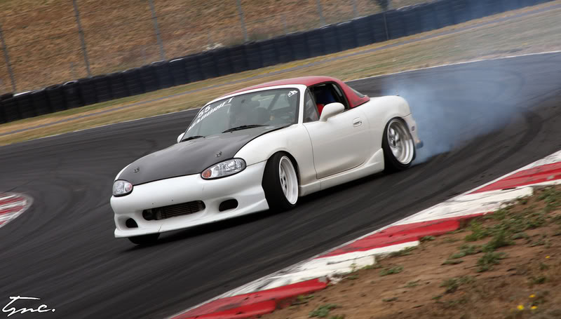 Name:  2687634633_f2b0579d7c_b.jpg
Views: 62
Size:  68.1 KB