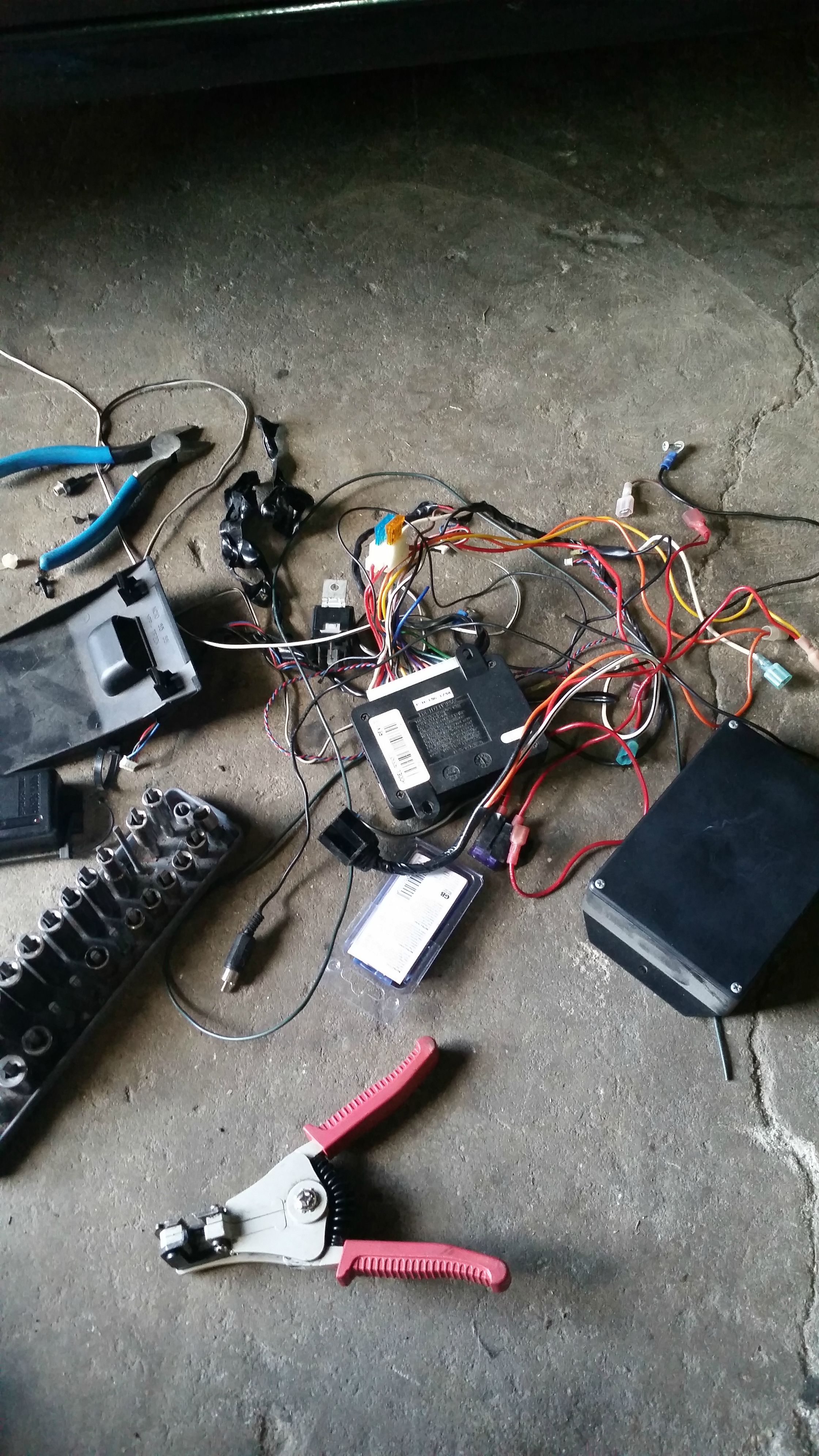 Name:  s9P66Hj.jpg
Views: 32
Size:  1.17 MB