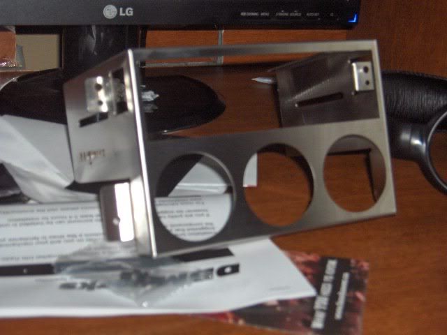 Name:  001-3.jpg
Views: 85
Size:  36.7 KB