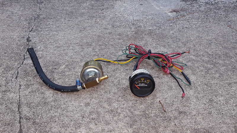 Name:  fuel%20pressure%20gauge_zpsj30av7gp.jpg
Views: 1912
Size:  224.6 KB