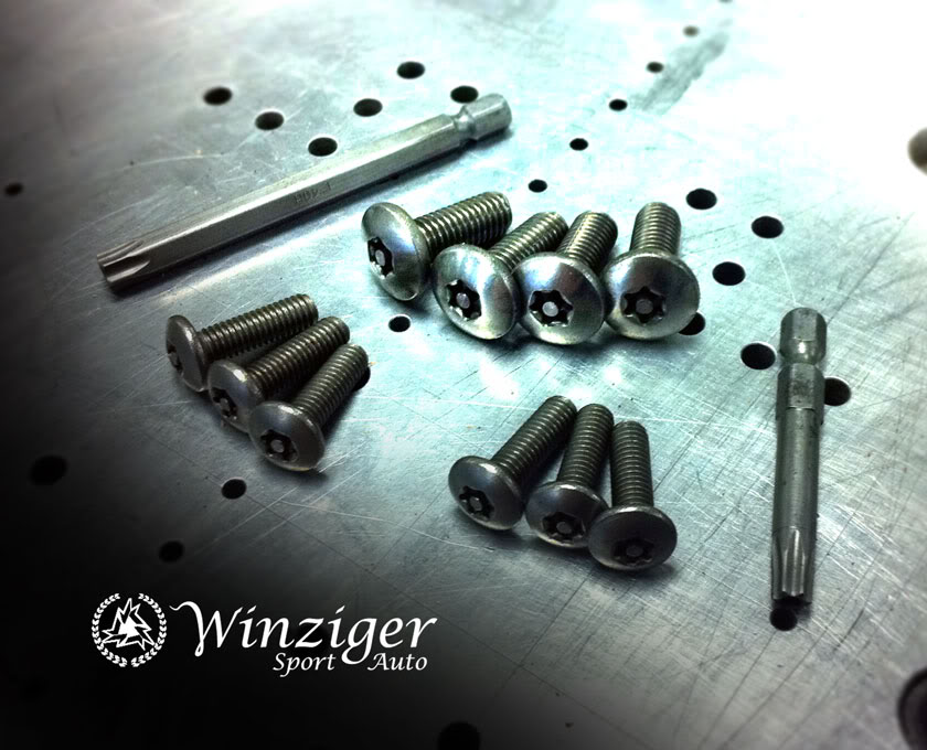 Name:  Winziger_Torx.jpg
Views: 711
Size:  96.8 KB