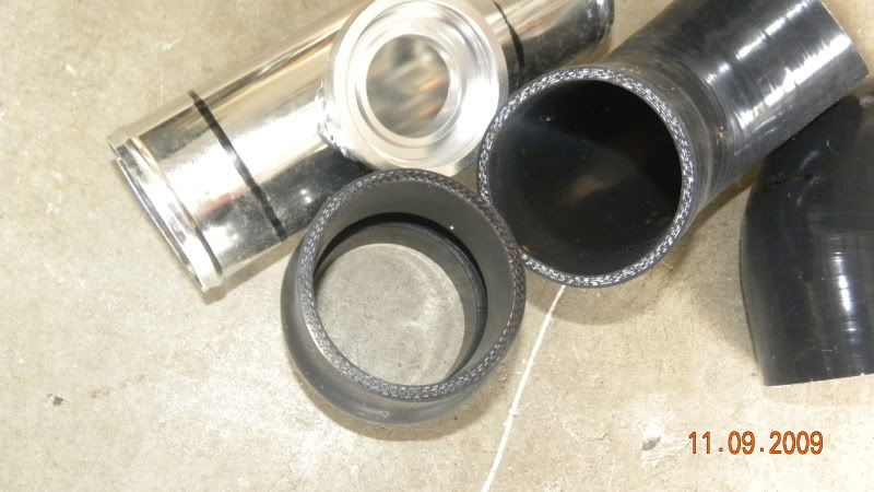 Name:  ultra2010010.jpg
Views: 71
Size:  106.1 KB