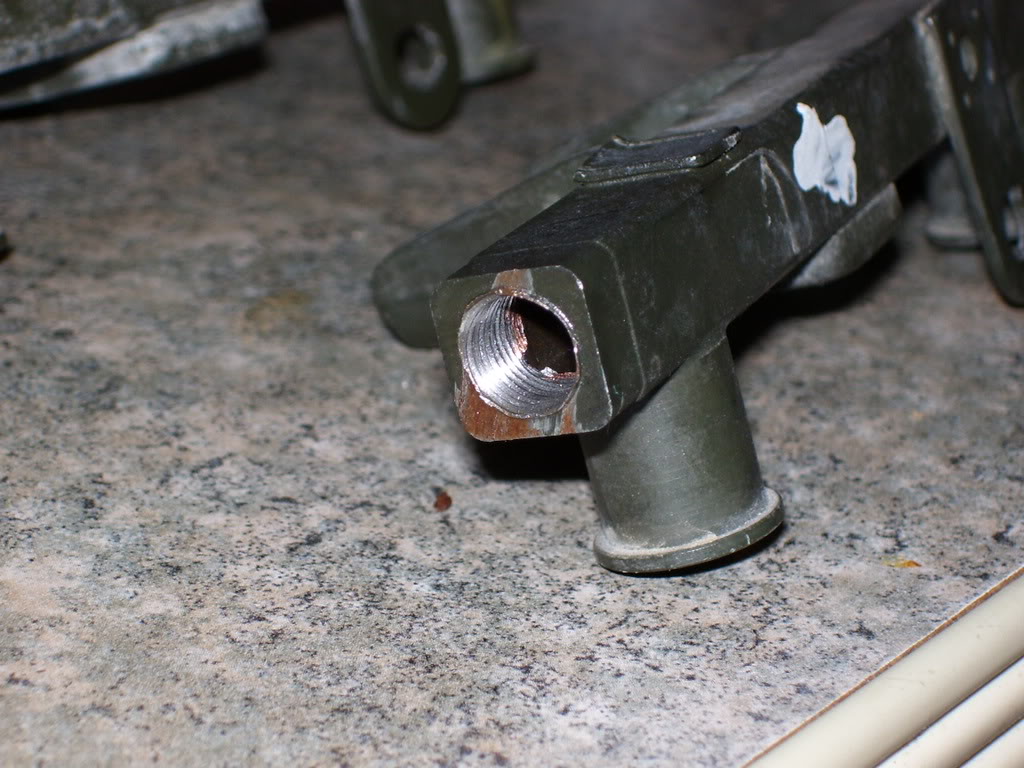 Name:  kiafuelrails.jpg
Views: 208
Size:  138.4 KB