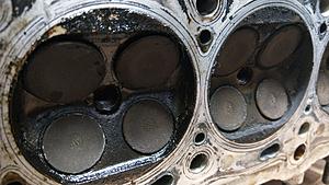 '99 miata head, intake, valve cover, and fuel rail, ect... + new thermostat housing-imag2547.jpg