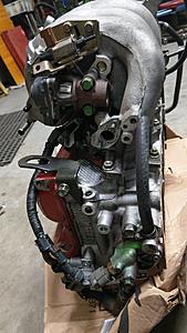 '99 miata head, intake, valve cover, and fuel rail, ect... + new thermostat housing-imag2548.jpg