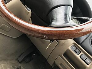Nardi Wooden Steering Wheel FOR SALE-img_6314.jpg
