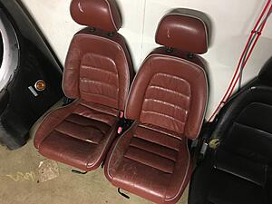 Various Leather / Cloth seats .-img_1736.jpg