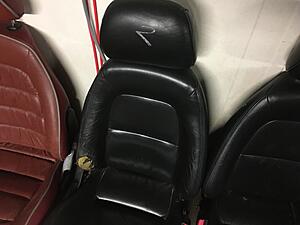 Various Leather / Cloth seats .-img_1742.jpg