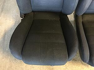 Various Leather / Cloth seats .-img_1808.jpg