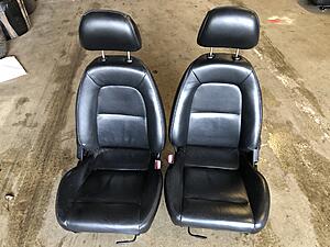 Set of Black NB1 seats from a conran model 5 DELIVERED-img_0129.jpg