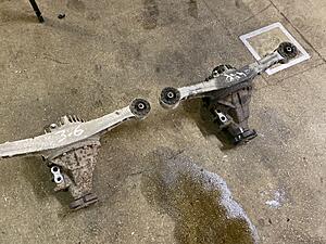 3.6 and 4.1 Fuji LSD diffs for sale .-img_8096.jpg