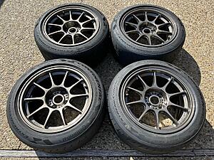 Konig Dekegram Bronze 15x9 and Conti Extreme Force 225 set of-34197276-cbf5-4dbb-a430-de6cd145625f.jpeg