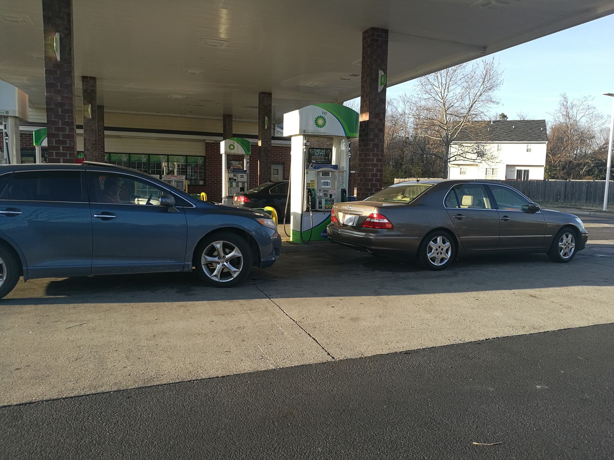 Name:  fjTbILi.jpg
Views: 42
Size:  558.4 KB