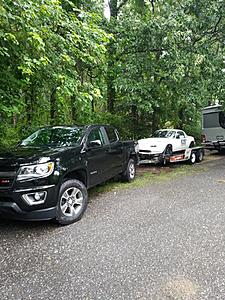 What do YOU use to tow your track car?-35332517_10209758221547230_1782567090339708928_n.jpg